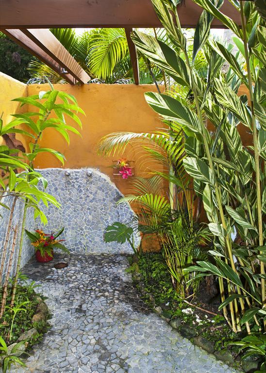 Beachouse * Namatakula